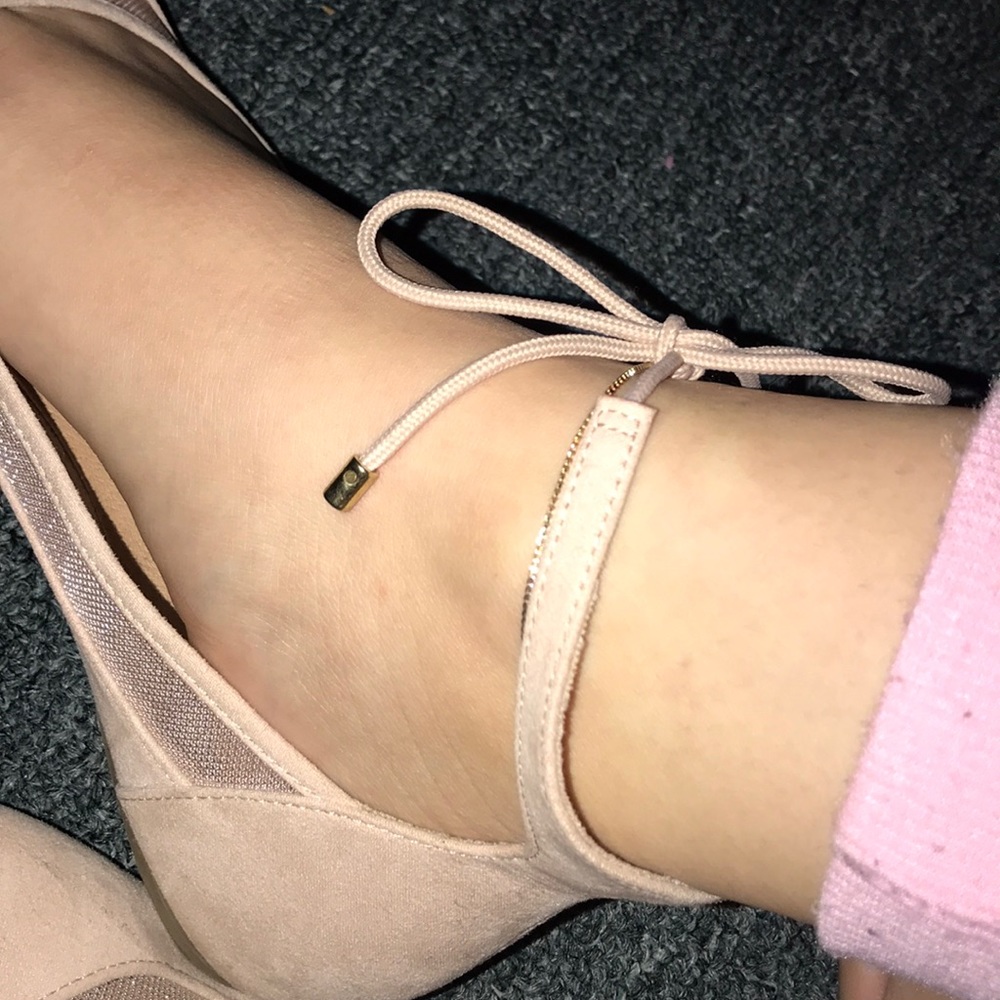 flats - Picture 3 of 3